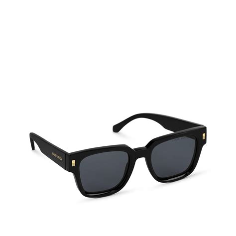 LV Escape Square Sunglasses .